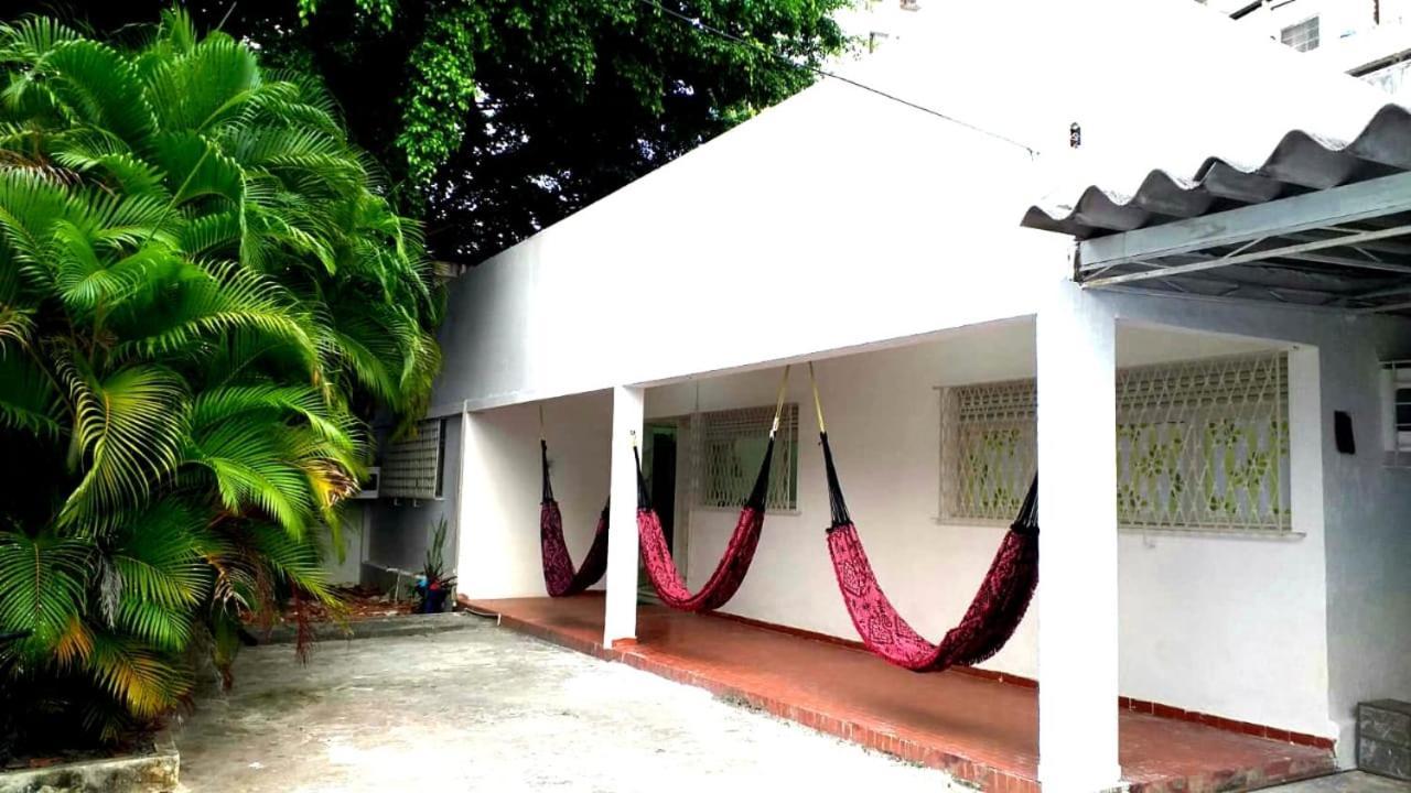 Casa Feliz Hostel Boa Viagem Jaboatao dos Guararapes Exterior photo